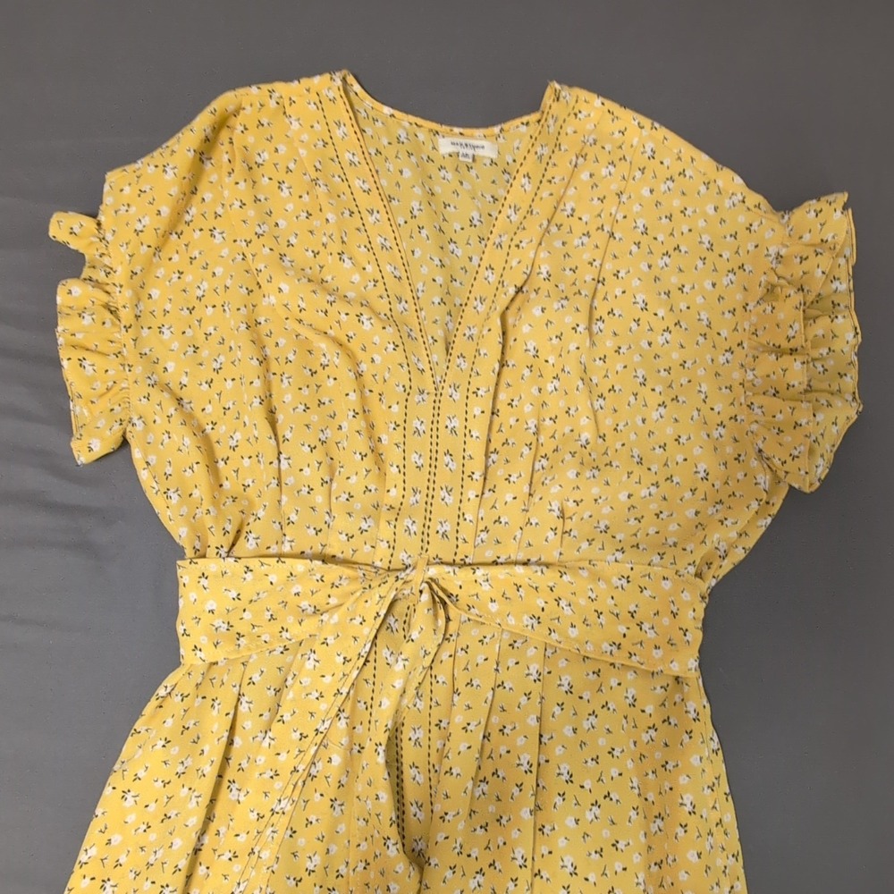Max Studio Yellow Floral Short Ruffle Sleeve Smocked Sundress Boho LP - Picture 13 of 16